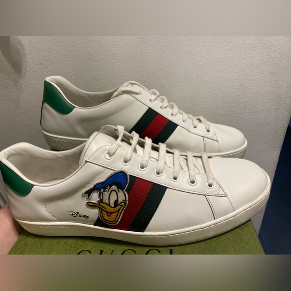 GUCCI DONALD DUCK MEN'S SNEAKER - Picture 3 of 12